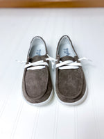Load image into Gallery viewer, Tintin Taupe Loafer

